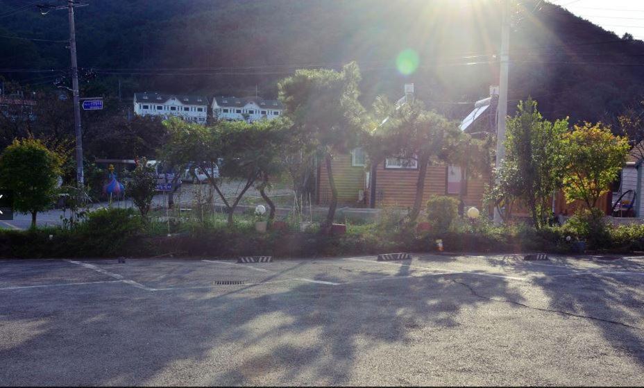 Enter Motel Condo Tongyeong Exterior foto